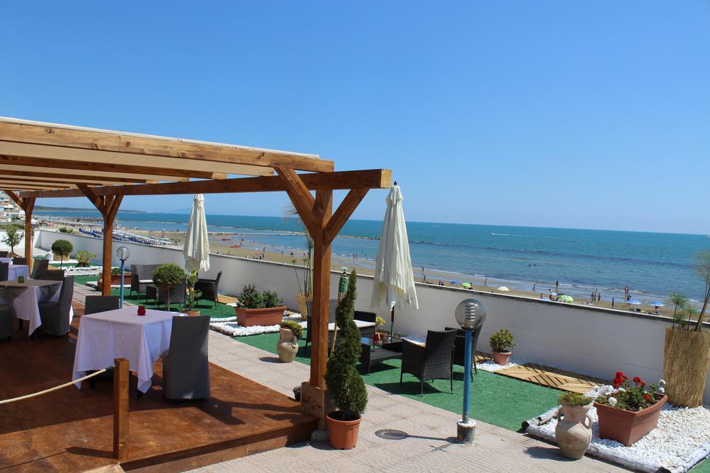 Marocca Hotel Nettuno Bagian luar foto